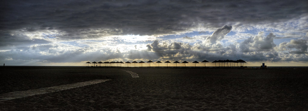 italien - sardinien - spiaggia piscinas - kurz vor dem sonnenunt