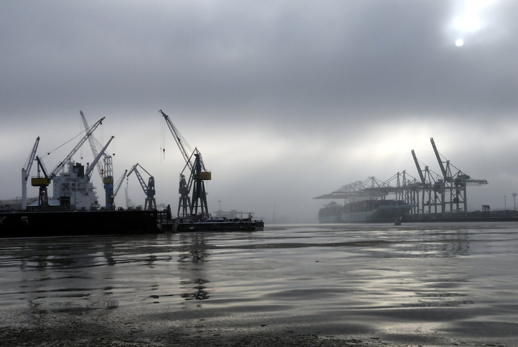 hamburg hafen  (143)- trübe suppe