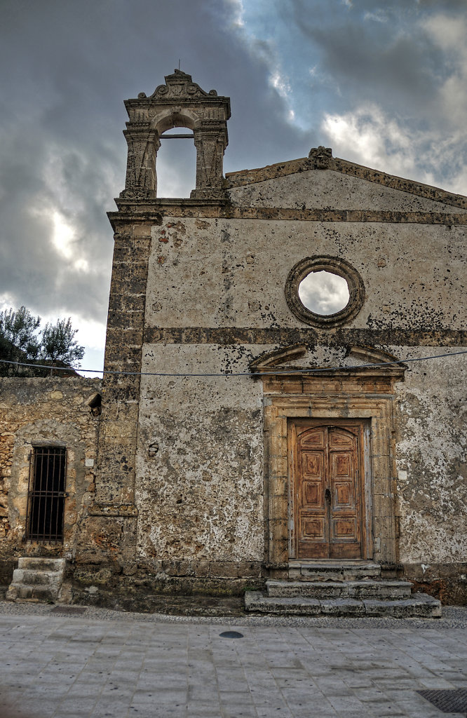 sizilien (28) - marzamemi - die alte kirche