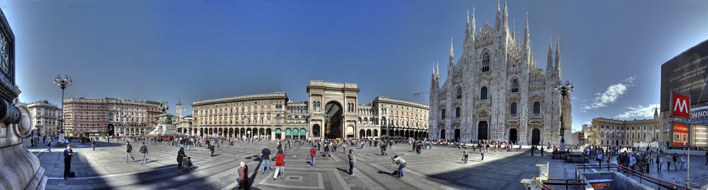 mailand (03) - piazza del duomo / domplatz teilpanorama