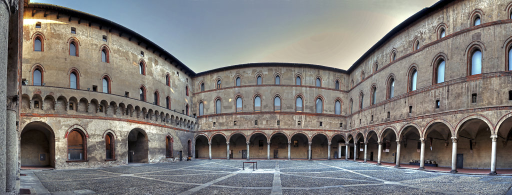 mailand (33) - castello sforzesco teilpanorama