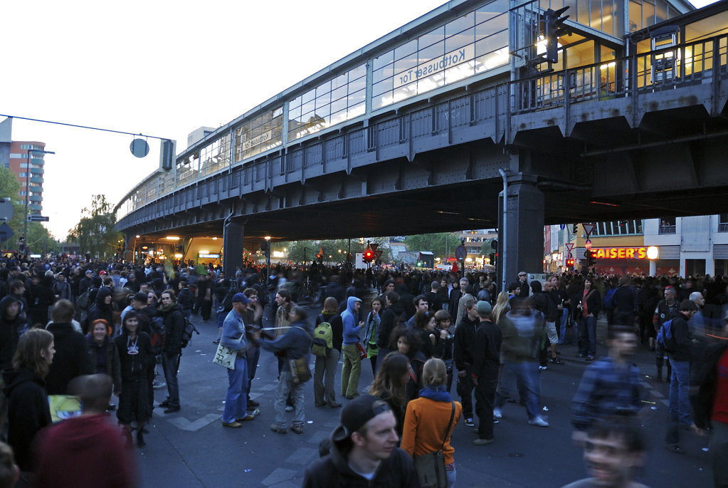 1.mai 2009 - kottbuser tor - nach der revolutionären 1.mai demo