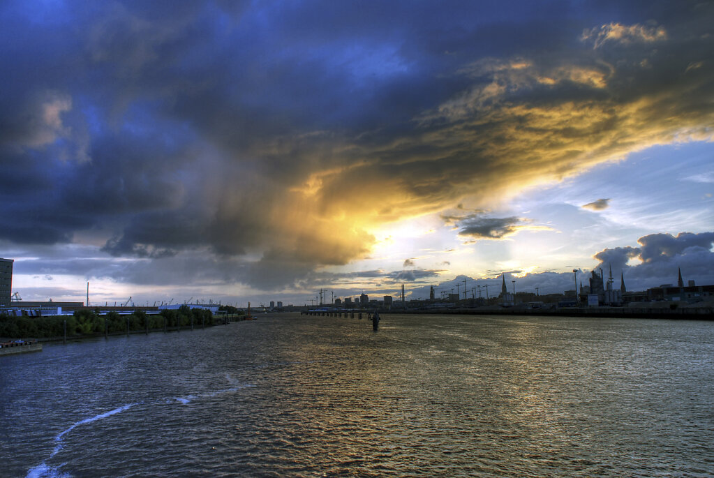 hamburg hafen -