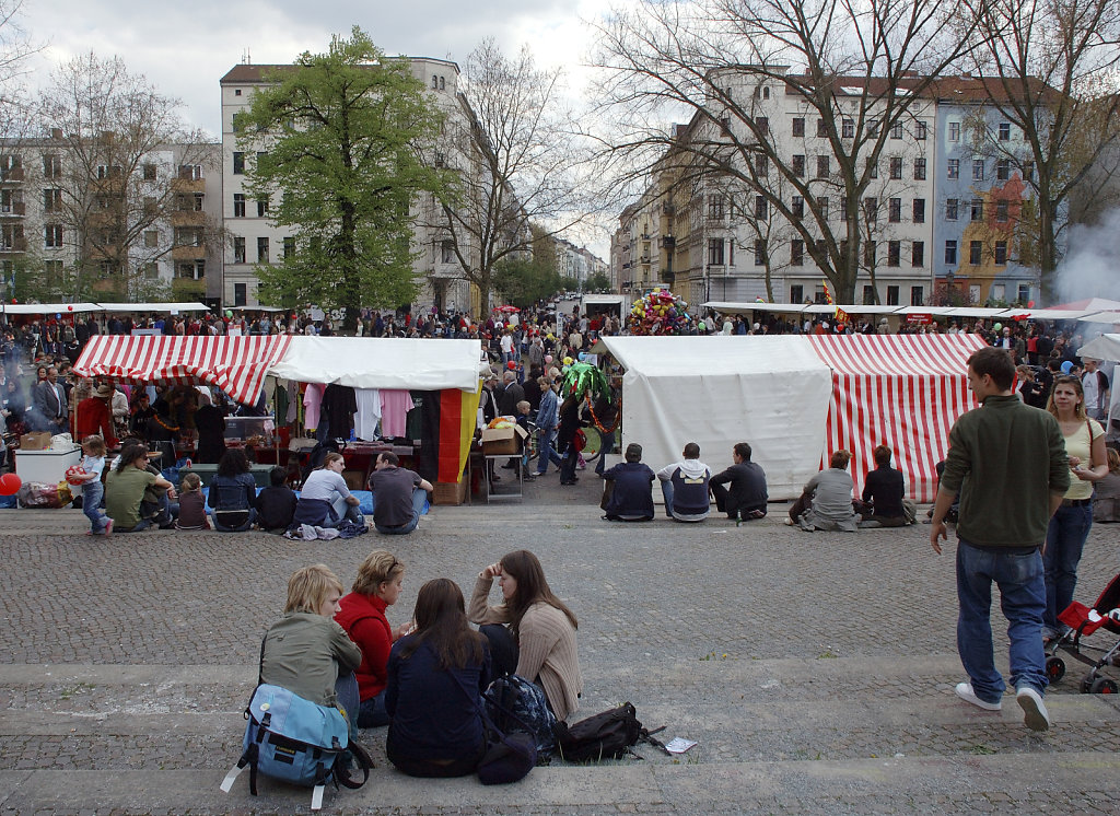 24 stunden 1.mai 2006 – mariannenplatz teil zwei