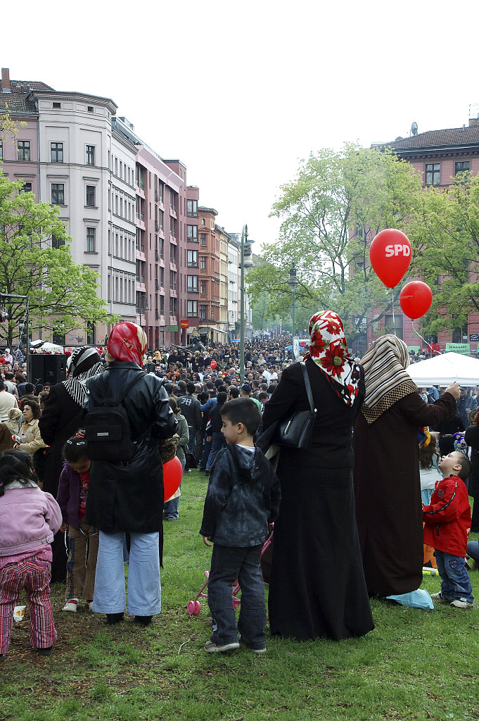 24 stunden 1.mai 2006 – mariannenplatz teil drei