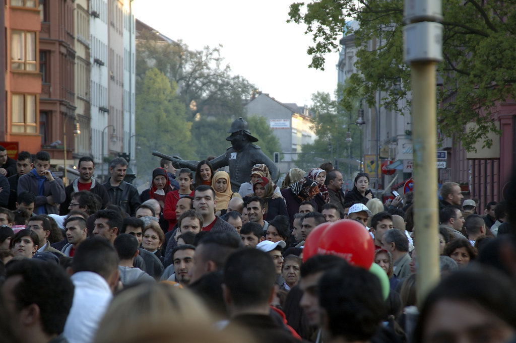 24 stunden 1.mai 2006 – feuerwehrbrunnen