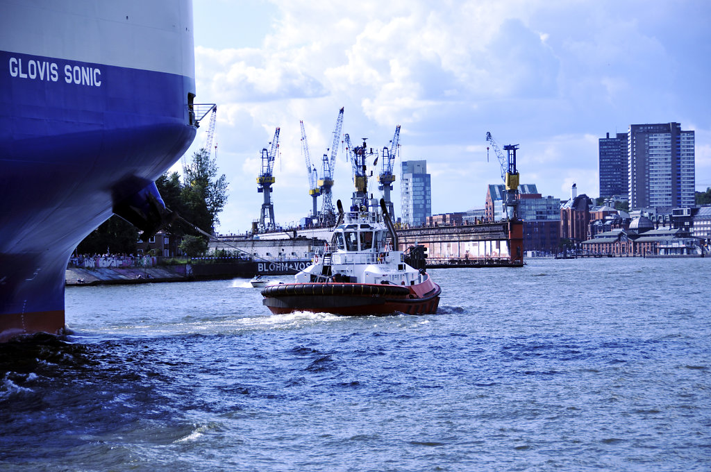 hamburg  hafen (166) – am haken