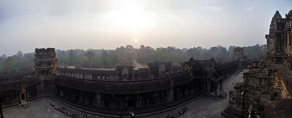 kambodscha - tempel von angkor - angkor wat (22) - teilpanorama 