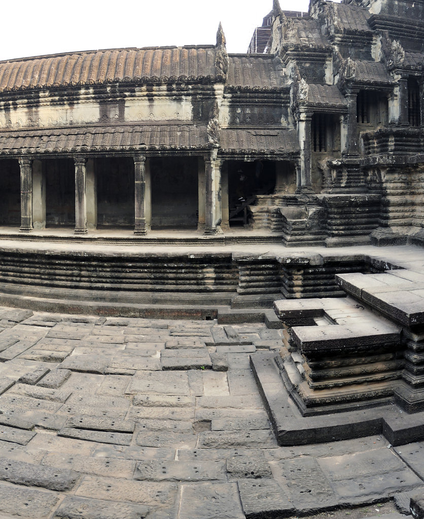 kambodscha - tempel von angkor - angkor wat (50) - teilpanorama 