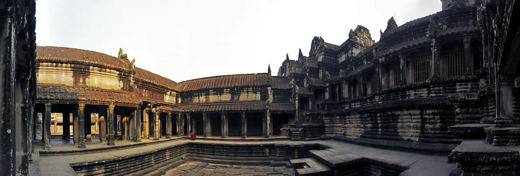 kambodscha - tempel von angkor - angkor wat (52) - teilpanorama 