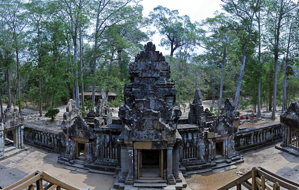 kambodscha - tempel von anghor - ta keo (10) - teilpanorama teil