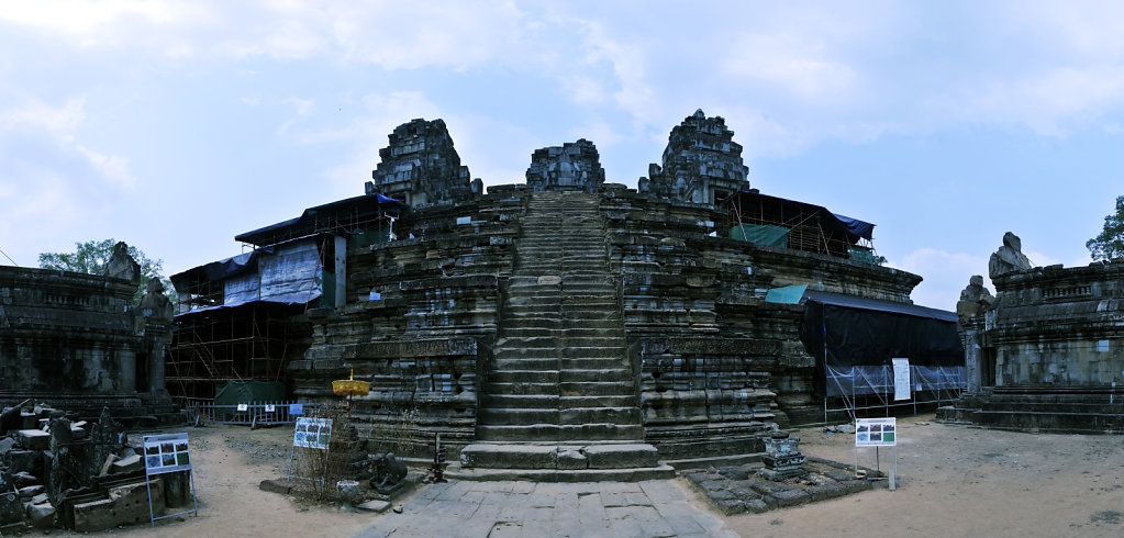 kambodscha - tempel von anghor - ta keo (12) - teilpanorama teil