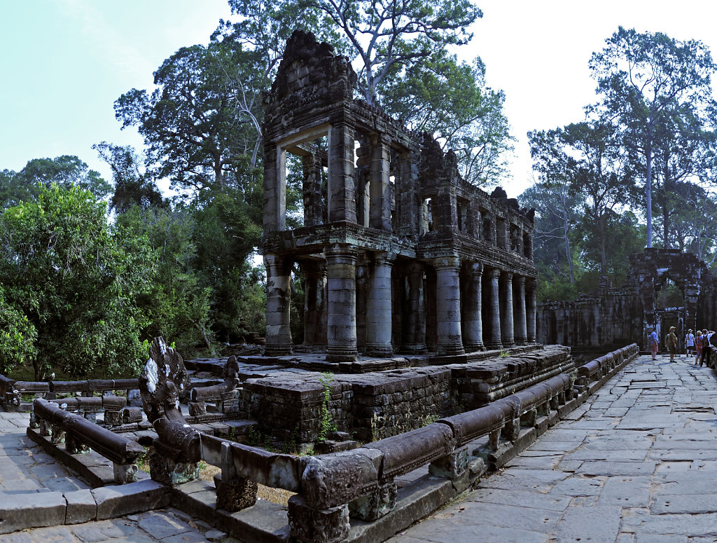 kambodscha - tempel von anghor - - preak khan - teilpanorama tei