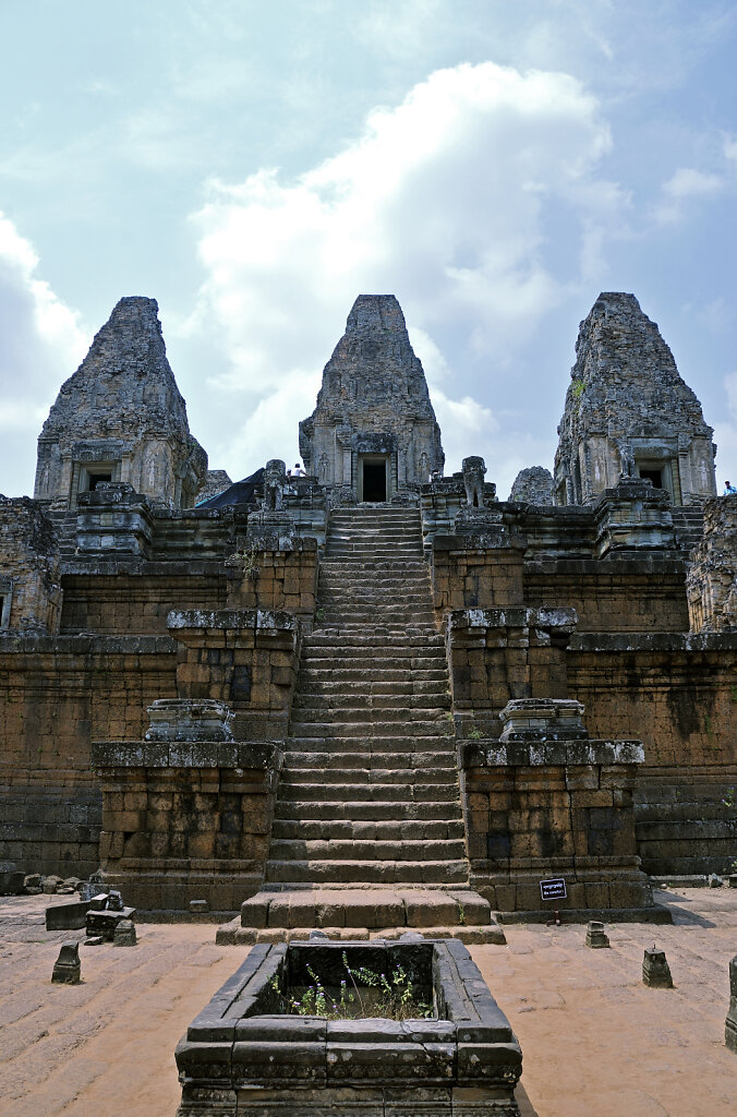 kambodscha - tempel von anghor - östlicher mebon (42)