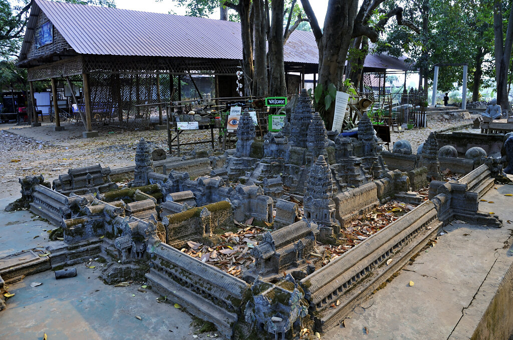 kambodscha - tempel von anghor - unterwegs (16)