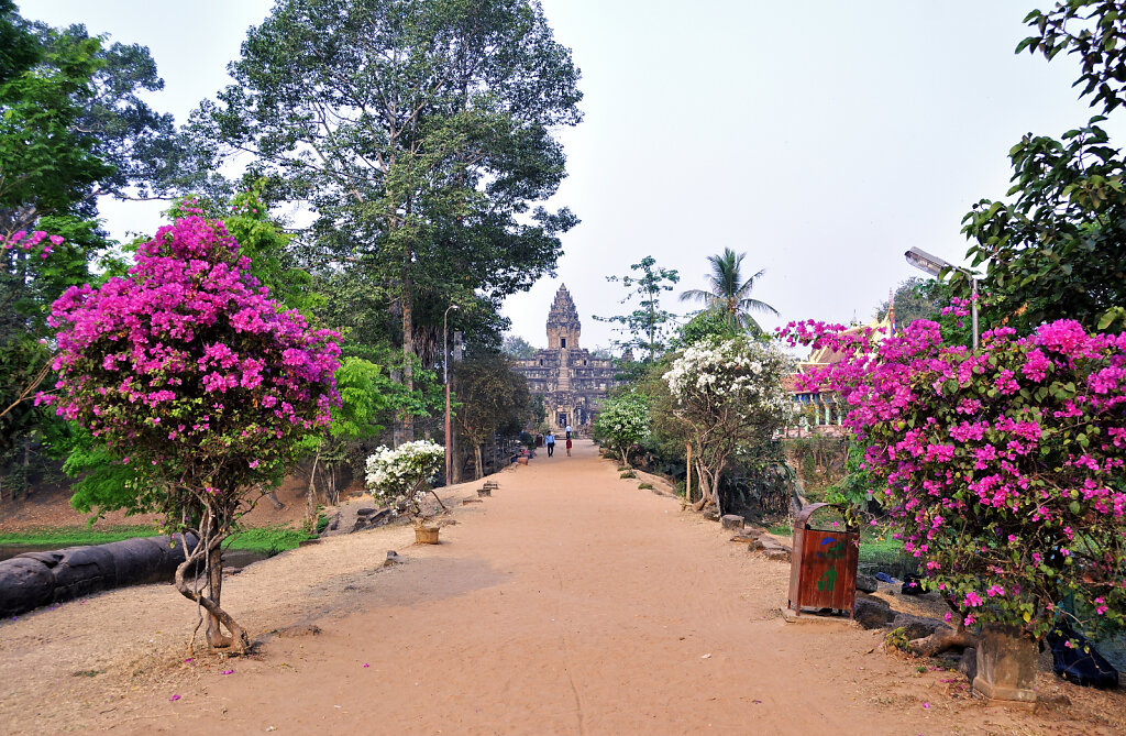 kambodscha - tempel von anghor -  bakong (04)