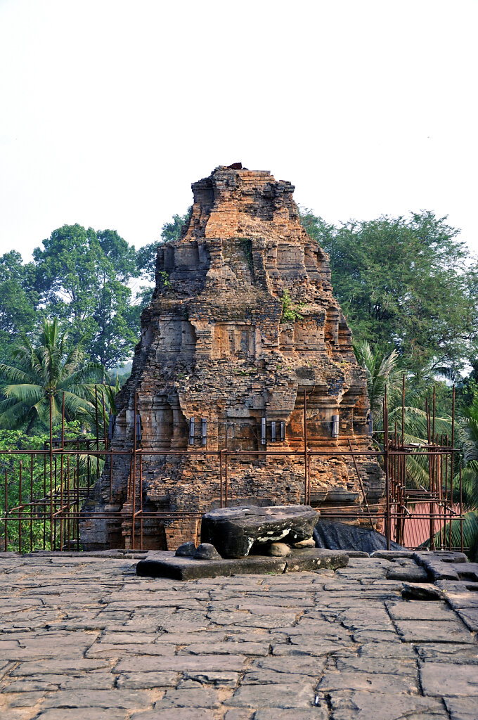 kambodscha - tempel von anghor -  bakong (26)