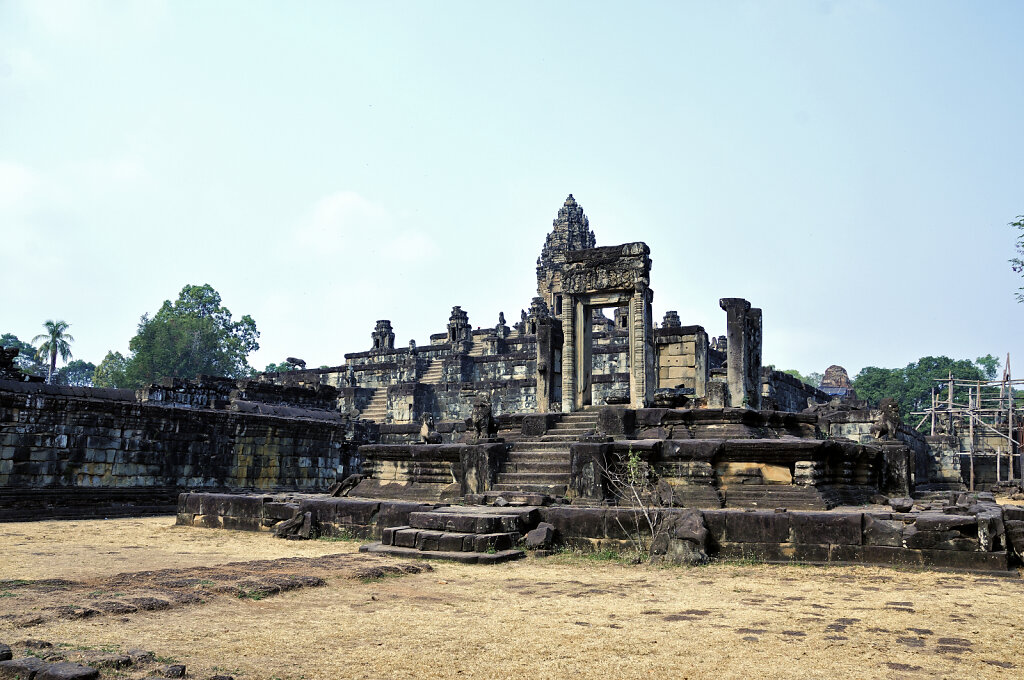 kambodscha - tempel von anghor -  bakong (47)