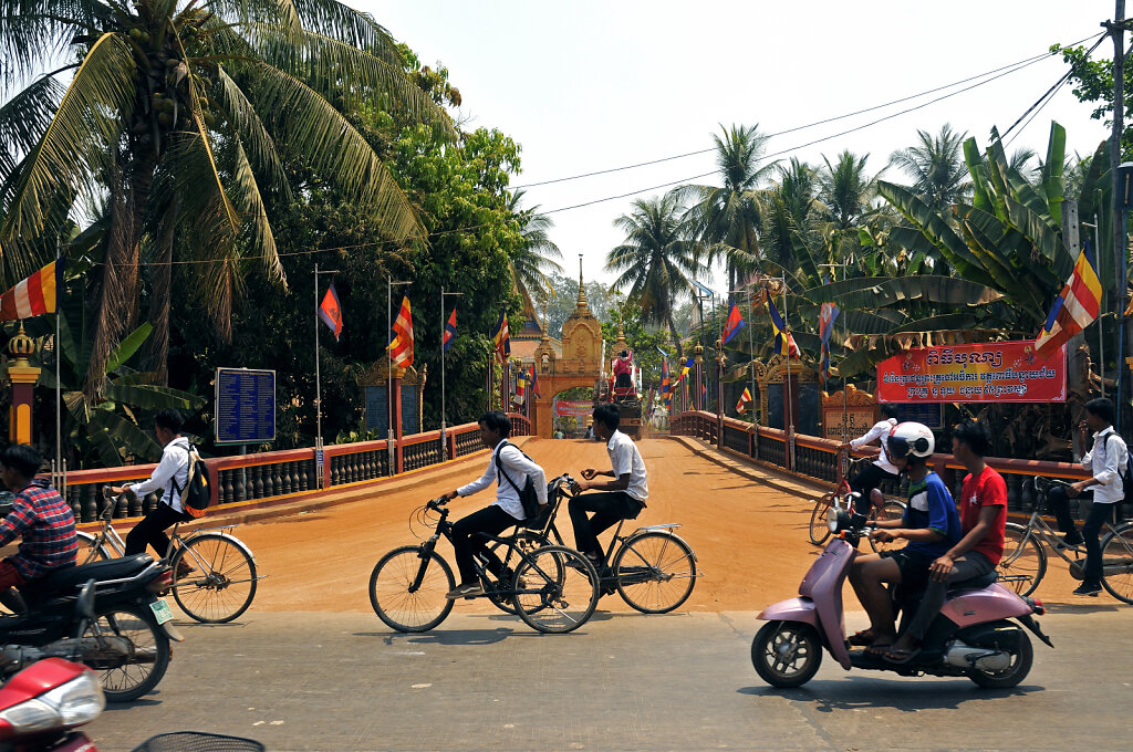 siem reap- unterwegs nach phnom krom (11)