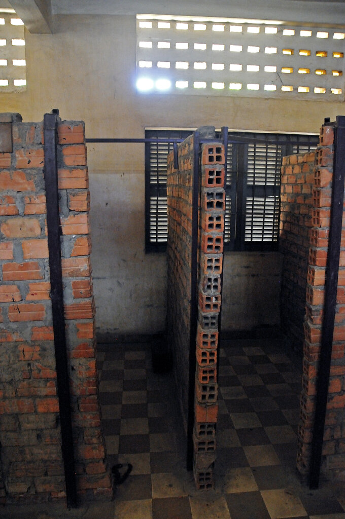 phnom penh -   tuol sleng  (17)