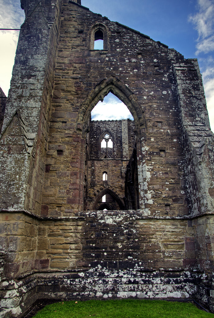 wales –   tintern abbey (08)